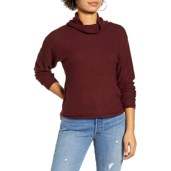 New Project Social T Small  Zoie Cozy Turtleneck Top Red Burgundy Women NWT - Picture 1 of 1